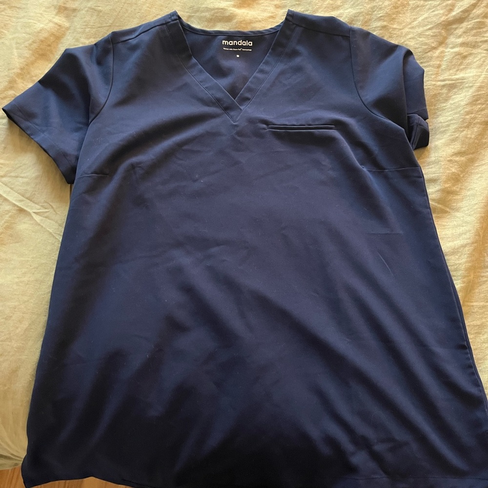 Maternity navy scrub top medium